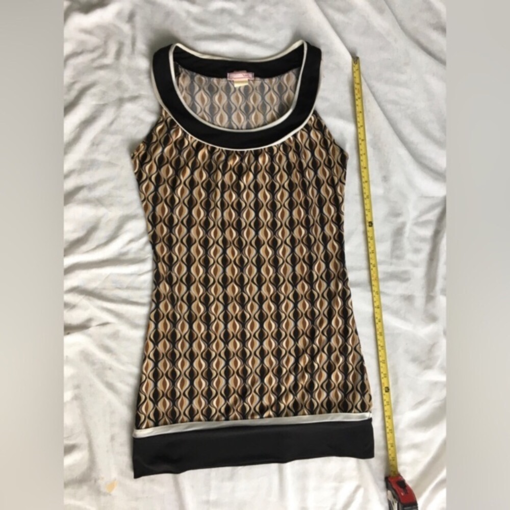 Vol 1 super short black/tan/white sleeveless dress.
